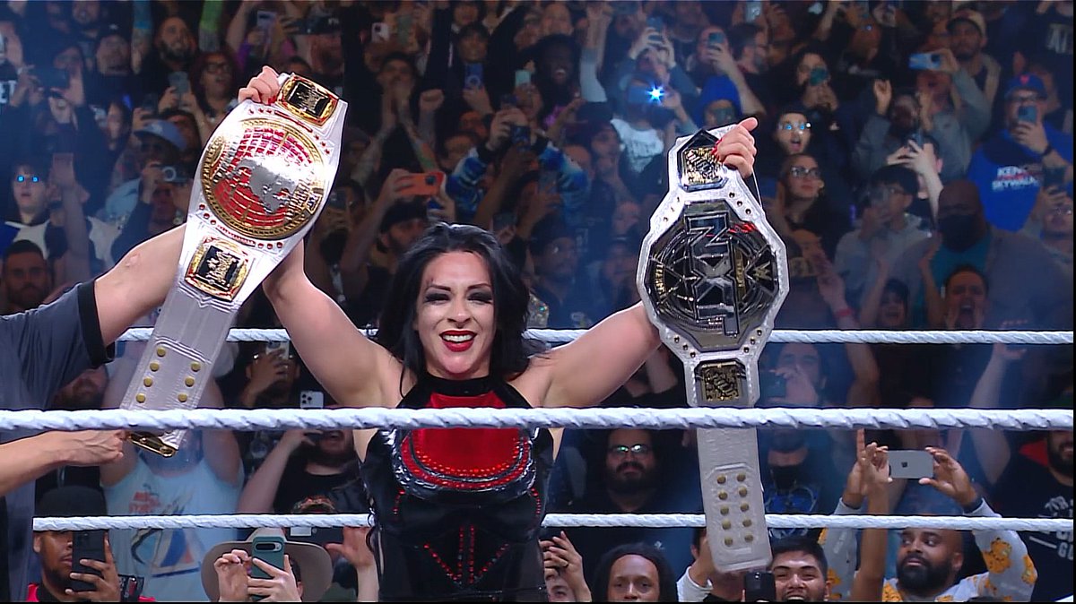 HOY ES PARA LLORAR
HOY ES PARA CELEBRAR
BASTA DE TRIUNFOS MORALES
PORQUE AHORA SI SOMOS DE LA GENERACIÓN DE QUE SIEMPRE VAMOS A GANAR
STEPHANIE OTRA VEZ ES CAMPEONA EN WWE 

DE PIE PARA APLAUDIR A LA CAMPEONA NORTEAMERICANA Y TAMBIÉN CAMPEONA FEMENINA DE NXT 
LA PRIMERA
