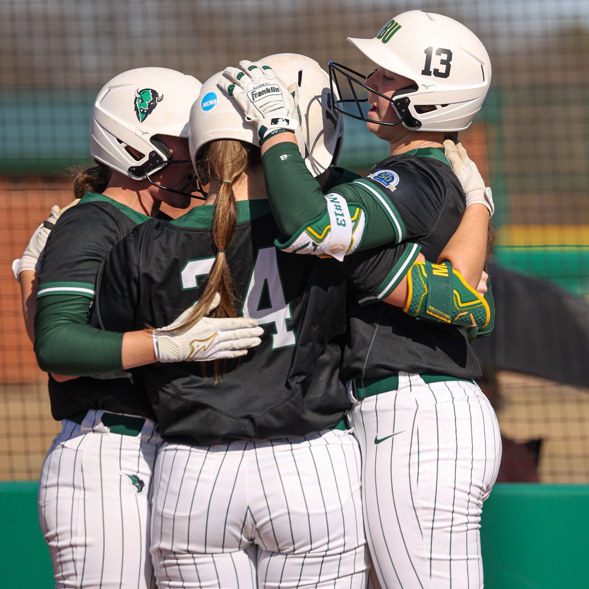 Walk-offs and series wins are what we live for! #OnToVictory