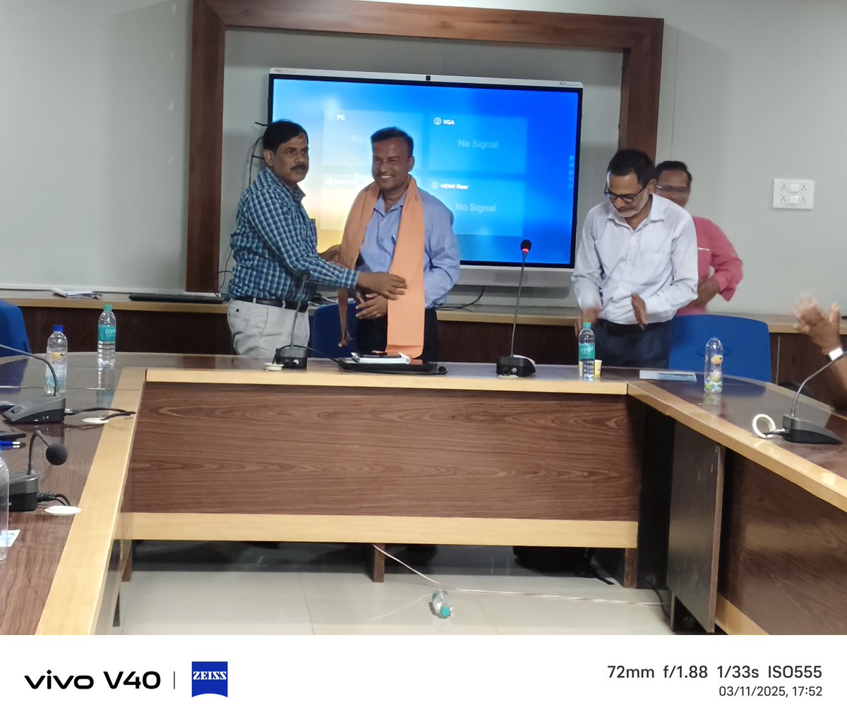 GCEKalahandi's tweet photo. Empowering minds with renewable energy! GCE Kalahandi successfully hosted an awareness program on #PMSGMBY, led by esteemed speaker Er. Satyabrata Panda, SE, TPWODL, Burla. #SustainableEnergy #GCEKalahandi https://t.co/PrgaQO1EgH