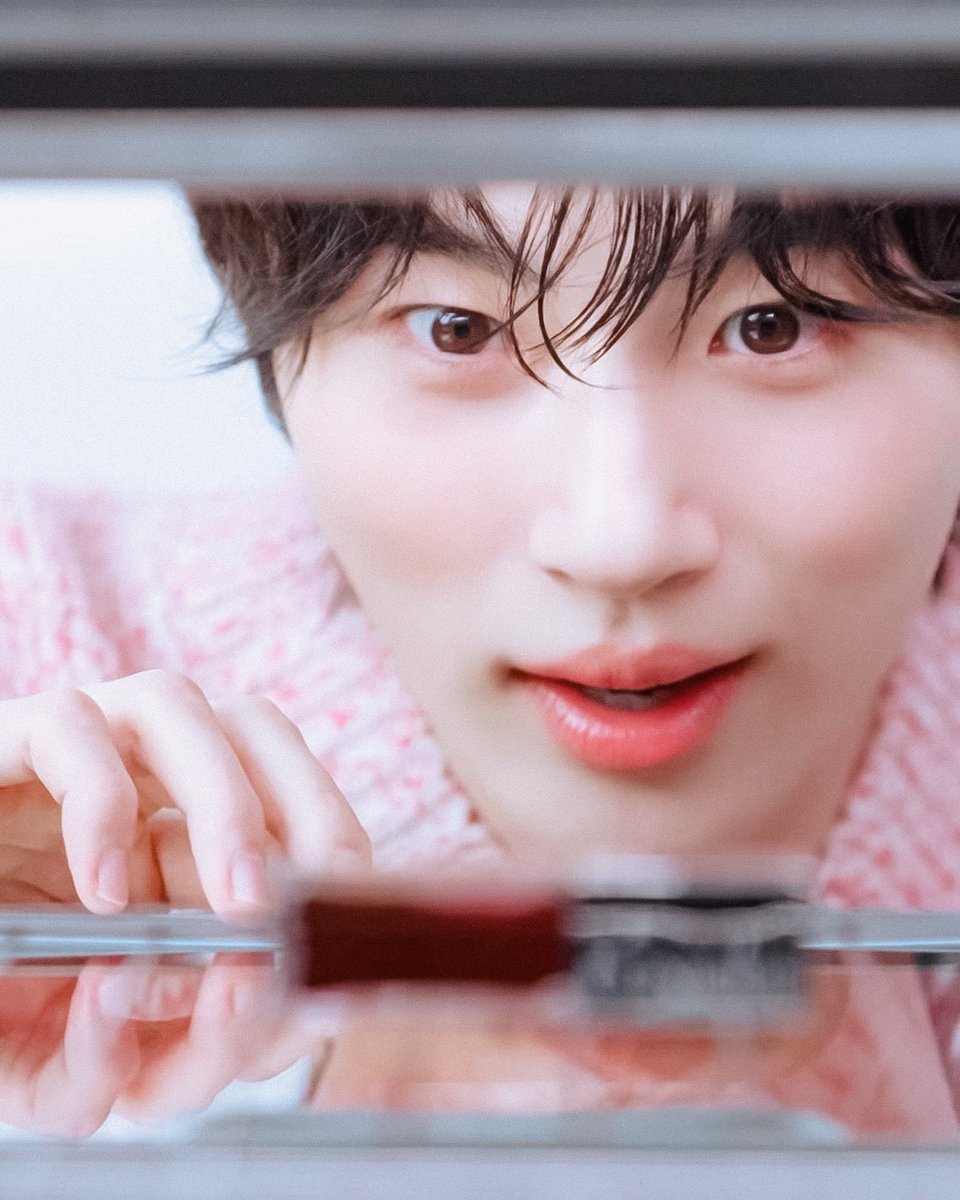 250312 CLINIQUE Instagram 

스샷 보정 

▶️ instagram.com/reel/DHFH3kTSM…

#변우석 #byeonwooseok