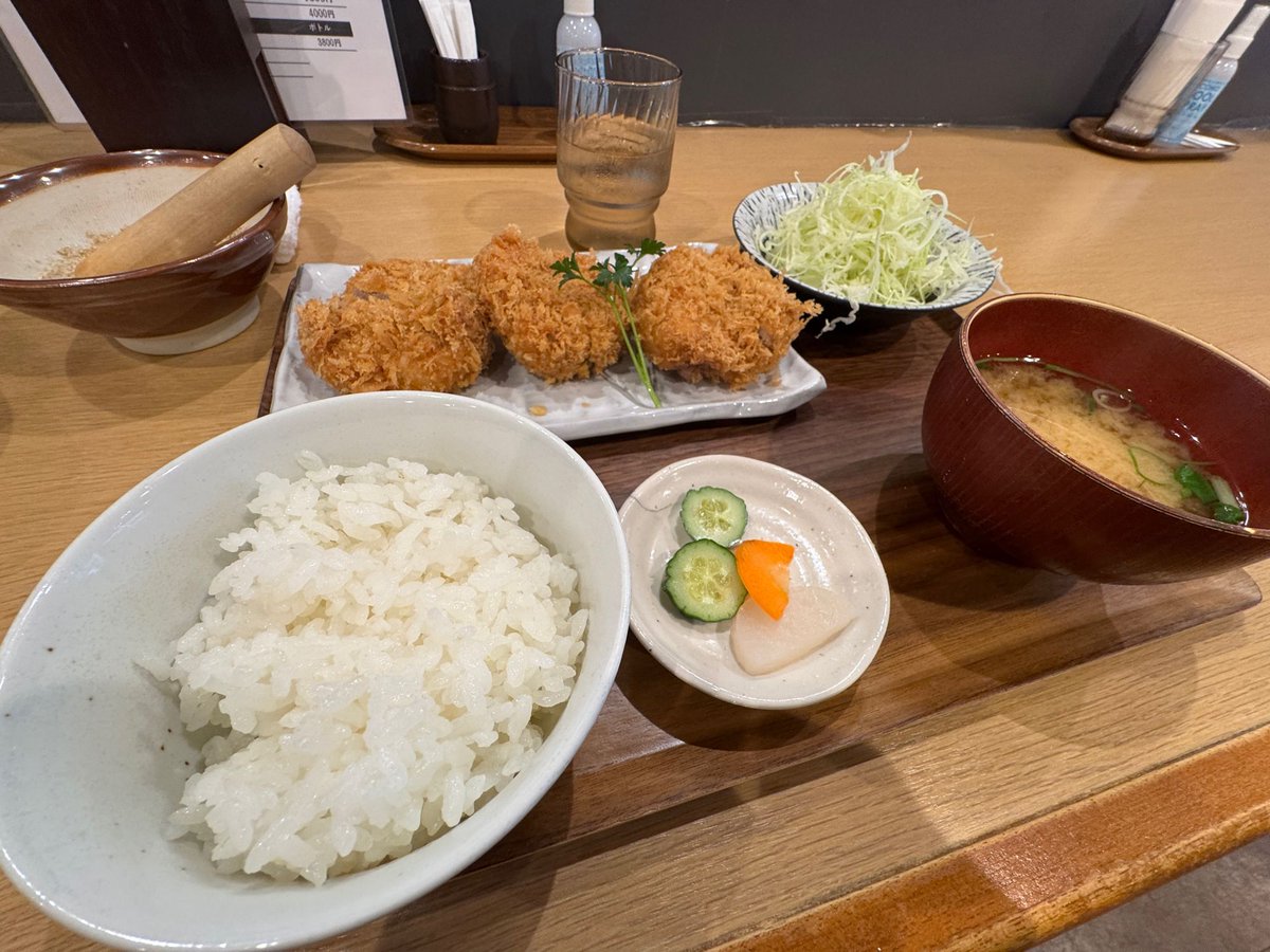 chiwakatsu's tweet photo. 浅草観音裏ランチ
ら・せらん ヒレカツ定食 990円
#海外旅行 #海外旅行好きな人と繋がりたい #trip #vacation
#浅草 #浅草寺 #観音裏 #グルメ #ランチ #とんかつ https://t.co/DmDBa2N1u2