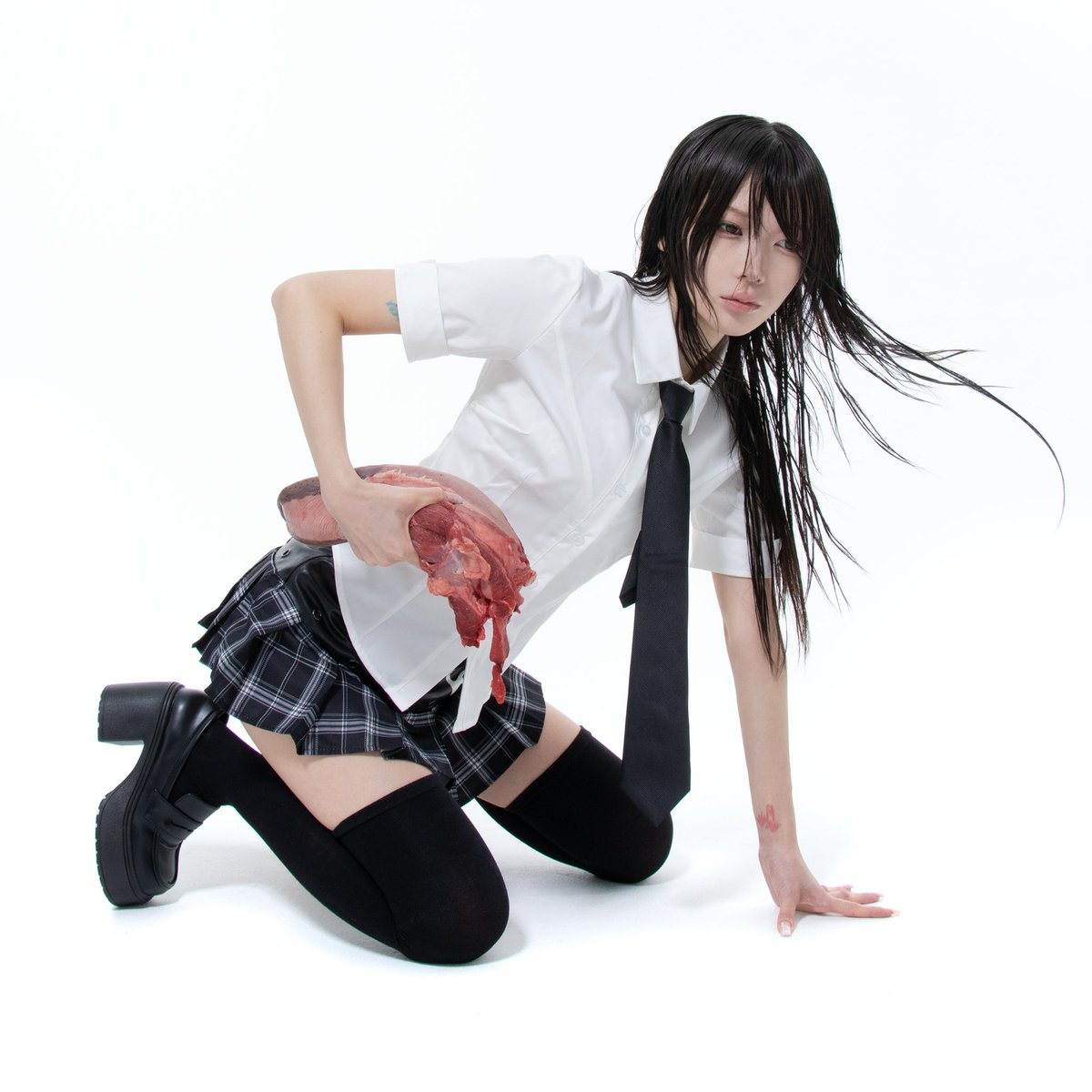 cyber_milk_'s tweet image. 2nd album『flesh』リリースされました！
各種ストリーミングで聴けます。
Youtubeに今回のアルバムのVisualizerも上がっているのでチェックして下さい！

詳細はリプ欄から↓