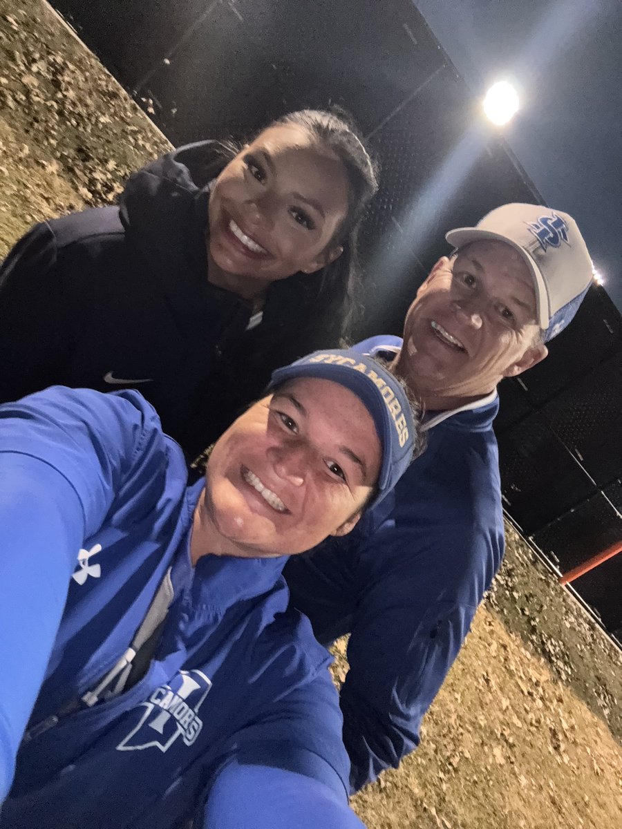 Indiana Magic Gold LaMar (@magicgoldlamar) on Twitter photo ๐ Travel softball builds relationships. These 3 met up tonight <a href="/IlliniSB/">Illinois Softball</a> and <a href="/IndStSoftball/">Indiana State Softball</a> <a href="/briana_bower22/">Briana Bower</a> <a href="/oliviacolip/">livi colip</a> <a href="/tcolip26/">Todd Colip</a> #IMG ๐ Travel softball builds relationships. These 3 met up tonight <a href="/IlliniSB/">Illinois Softball</a> and <a href="/IndStSoftball/">Indiana State Softball</a> <a href="/briana_bower22/">Briana Bower</a> <a href="/oliviacolip/">livi colip</a> <a href="/tcolip26/">Todd Colip</a> #IMG