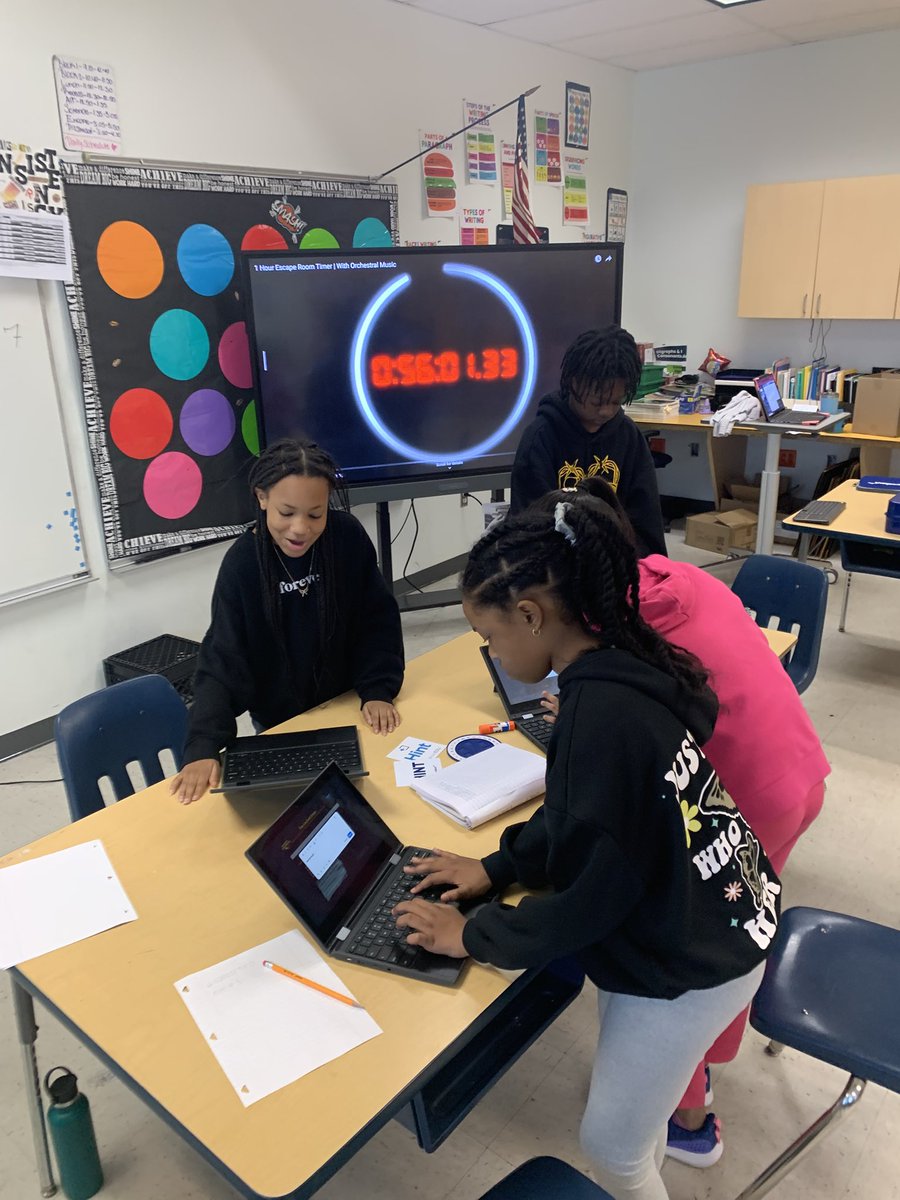 JStetinaTRT's tweet image. Operation Earth with Ms. Harris’ 5th grade was a success today! Students reviewed essential vocabulary and Broke Out! @jennthomas75 @nicscud @ScienceWithMrsT @BookCreatorApp @breakoutEDU @PortsVASchools #PPStrt