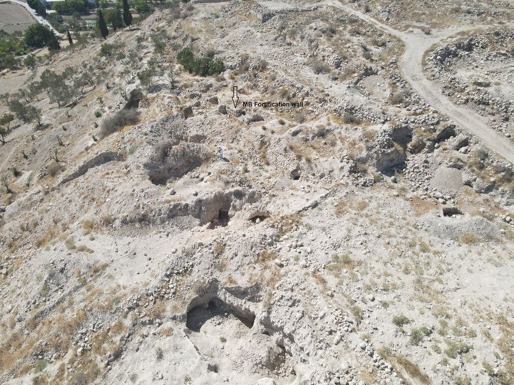 buff.ly/0GNILFr
New Article: S. Al-Houdalieh &amp; H. Jamal document severe looting at Khirbet Keila, a Palestinian site, amid the ongoing war in the Gaza Strip &amp; West Bank, calling for protective measures &amp; global awareness to preserve cultural heritage in conflict zones.