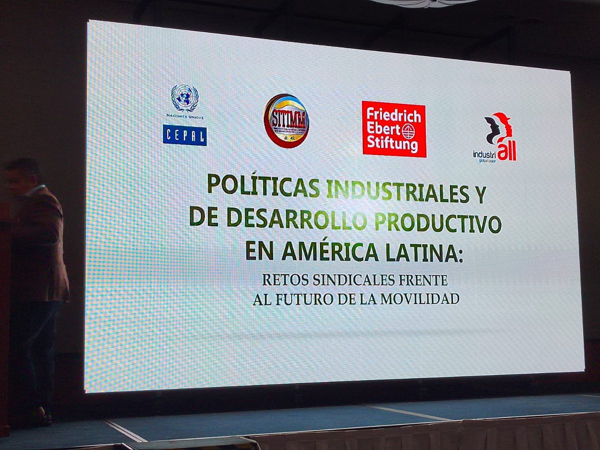 En representación de Don <a href="/CarlosAceves_/">Carlos Aceves del Olmo</a> di mensaje de bienvenida de <a href="/CTM_MX/">CTM Nacional</a> a las y los participantes al Seminario Políticas Industriales y Desarrollo Productivo en América Latina.
Iniciativa de <a href="/SITIMM_CTM/">SITIMM</a> para incorporar la voz trabajadora al debate sobre ese tema que  nos