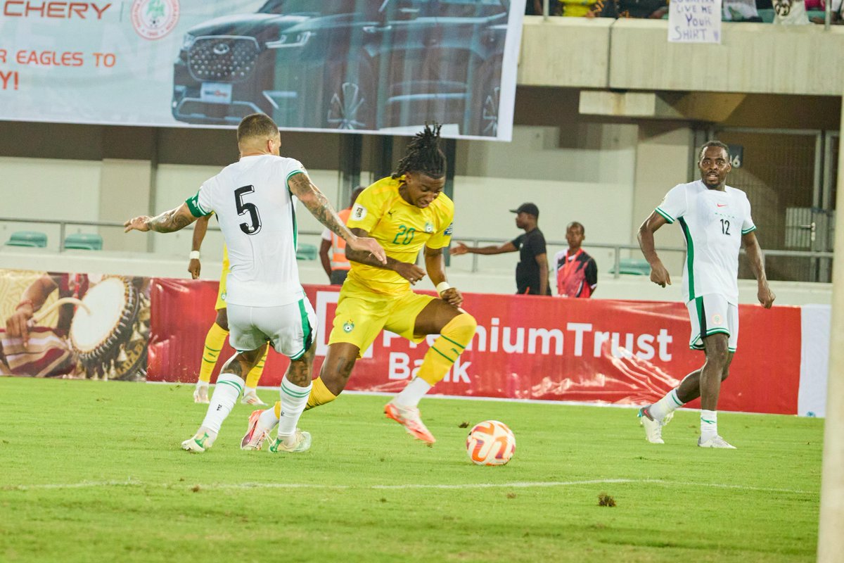 online_zifa's tweet image. Now you see me, now you don’t! 📸 

Chirewa with a deft touch and finish to silence a boisterous Nigeria. 

#bayawabaya🇿🇼