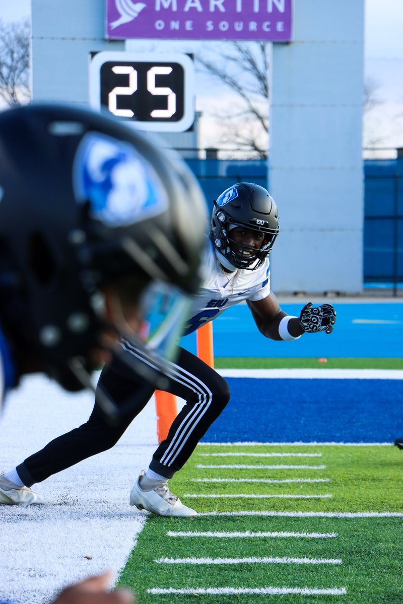 📸 from Day 1️⃣

#WeNotMe | #BleedBlue | #WinTheDay