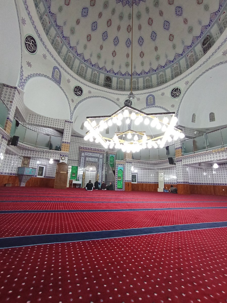 Kadir Gecemiz Mübarek Olsun.