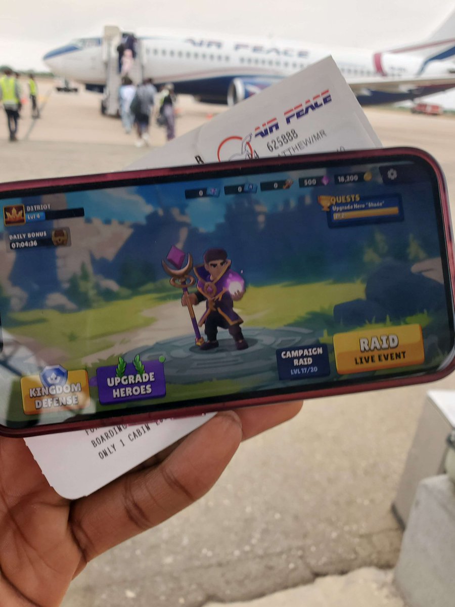 - Playing <a href="/fableborne/">Fableborne</a> at the airport!