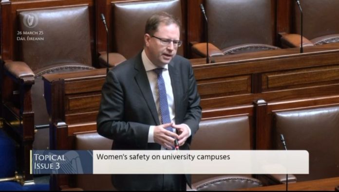 Minister Condemns “Abhorrent Harassment” Of Clarecastle Student On UL Campus clare.fm/news/minister-…