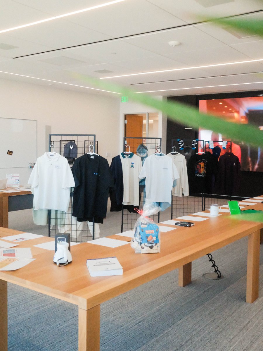 Claris, an Apple company tweet media