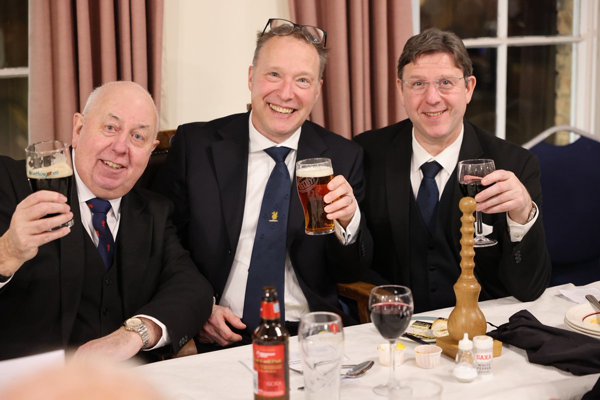 QUEENS COLLEGE LODGE tweet media