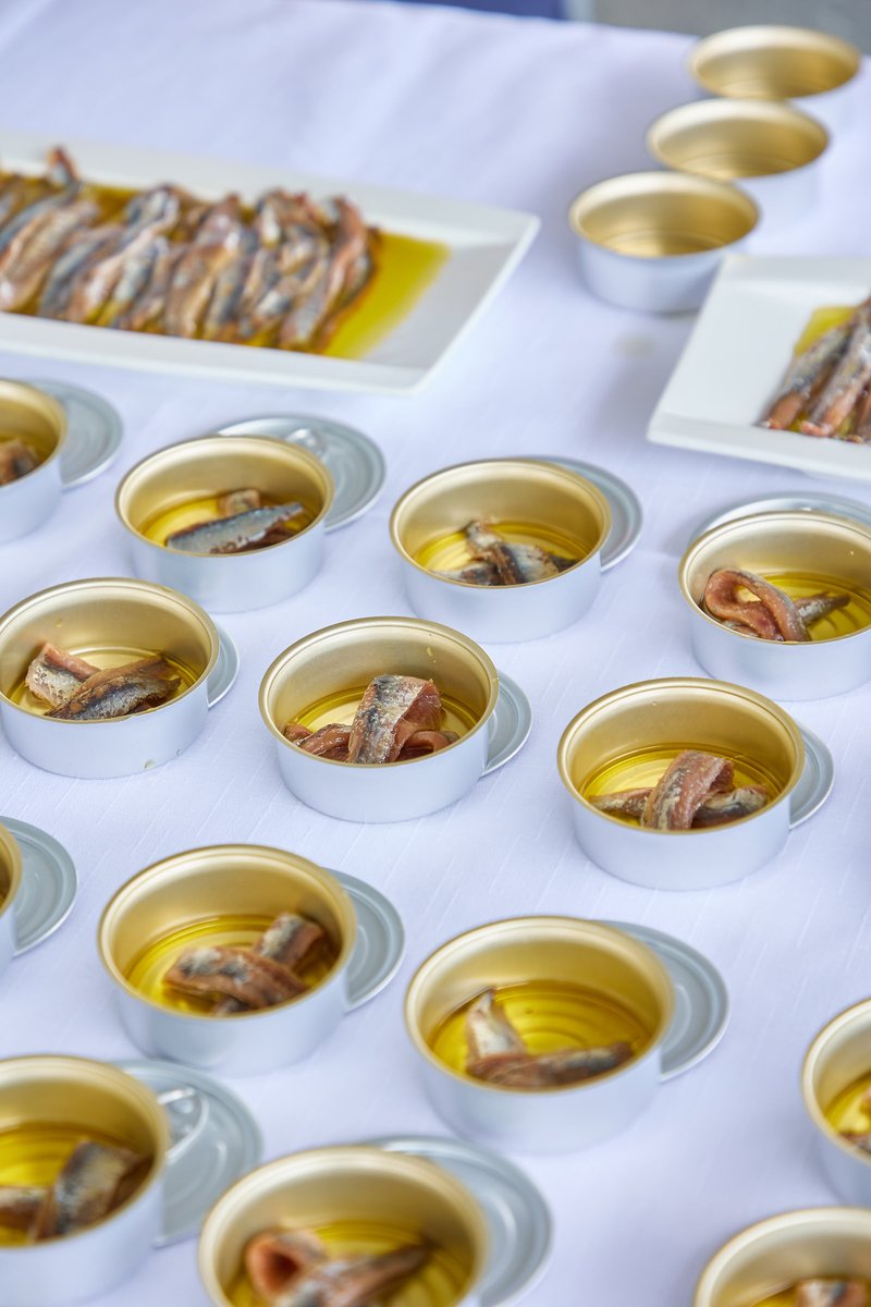 ✨Imagina celebrar tu evento en un lugar donde puedes admirar toda la ciudad desde las alturas, con un ambiente único y lleno de magia. 💖 
Descubre nuestro Sky Bar ➡️ jardinesdeuleta.com/elige-tu-espac…
#hoteljardinesdeuleta #catering #vitoria