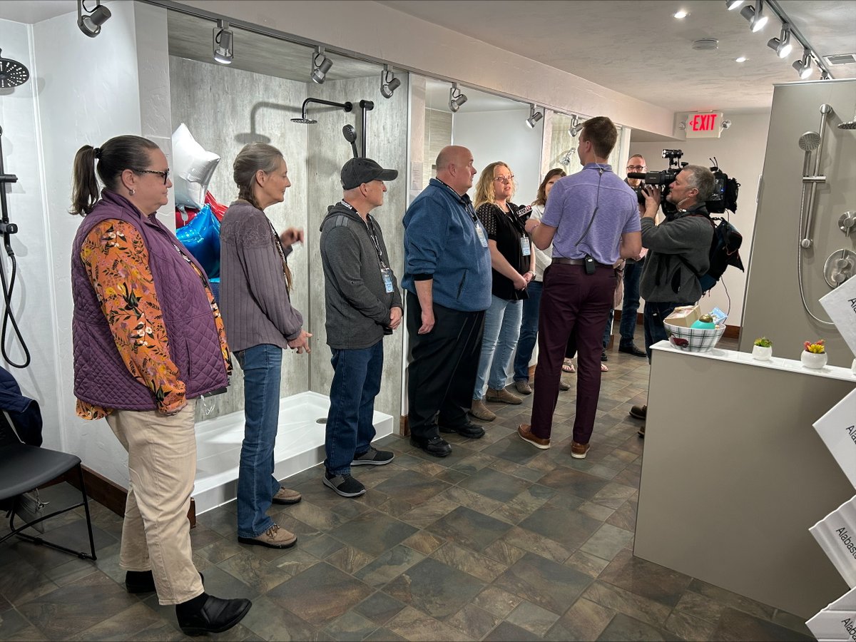 FOX11 BTS tweet media