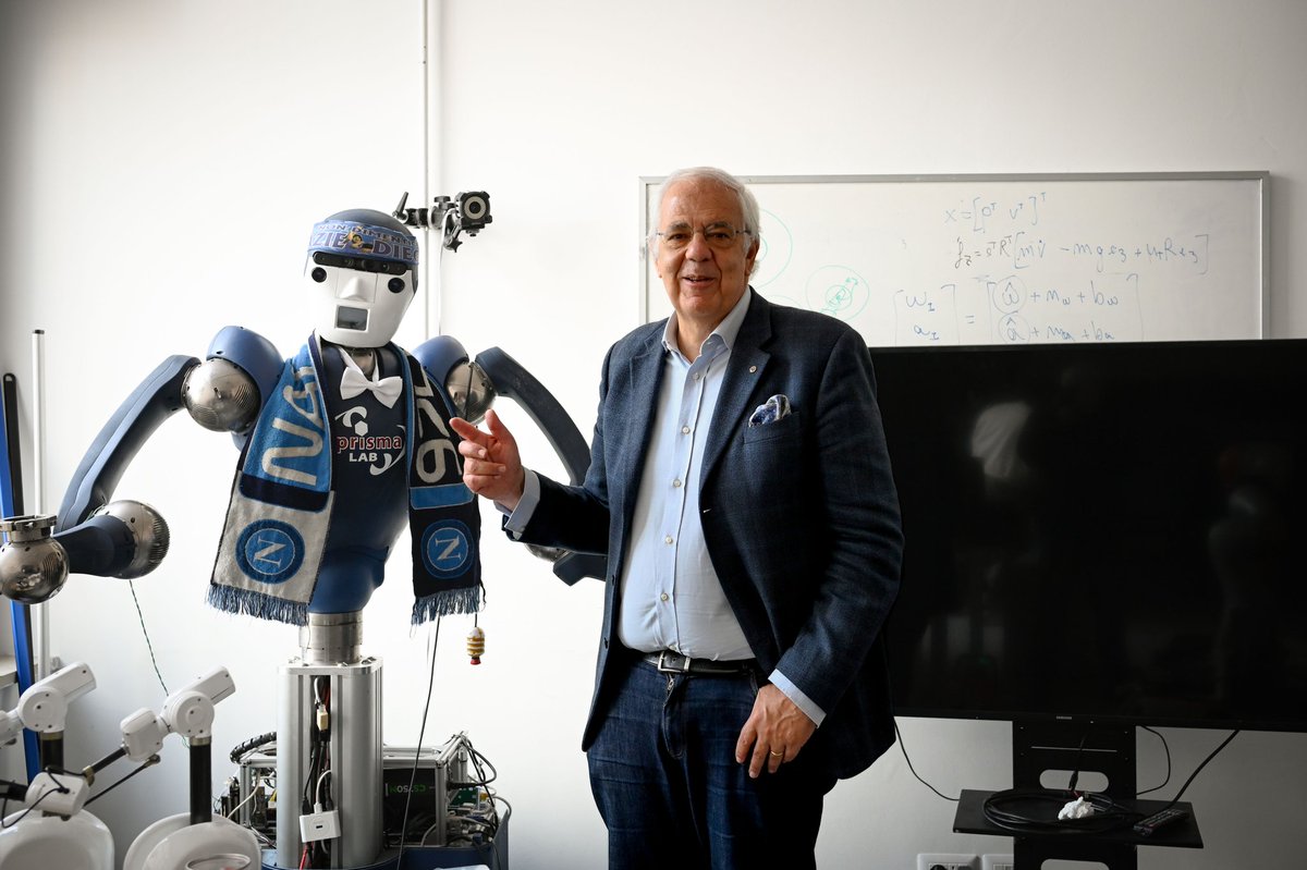 brunosiciliano7's tweet photo. Il backstage dell'intervista #ivoltidinapoli con @marcoazzi66 per @rep_napoli nelle belle foto di @RiccardoSiano ๐๐ท๐ซถ
#FNSCD
#lamialeiedel1926
#Robotica
#D10S
#Maradona
#Napoli
#keepthegradient https://t.co/Vo0SSvoYqg