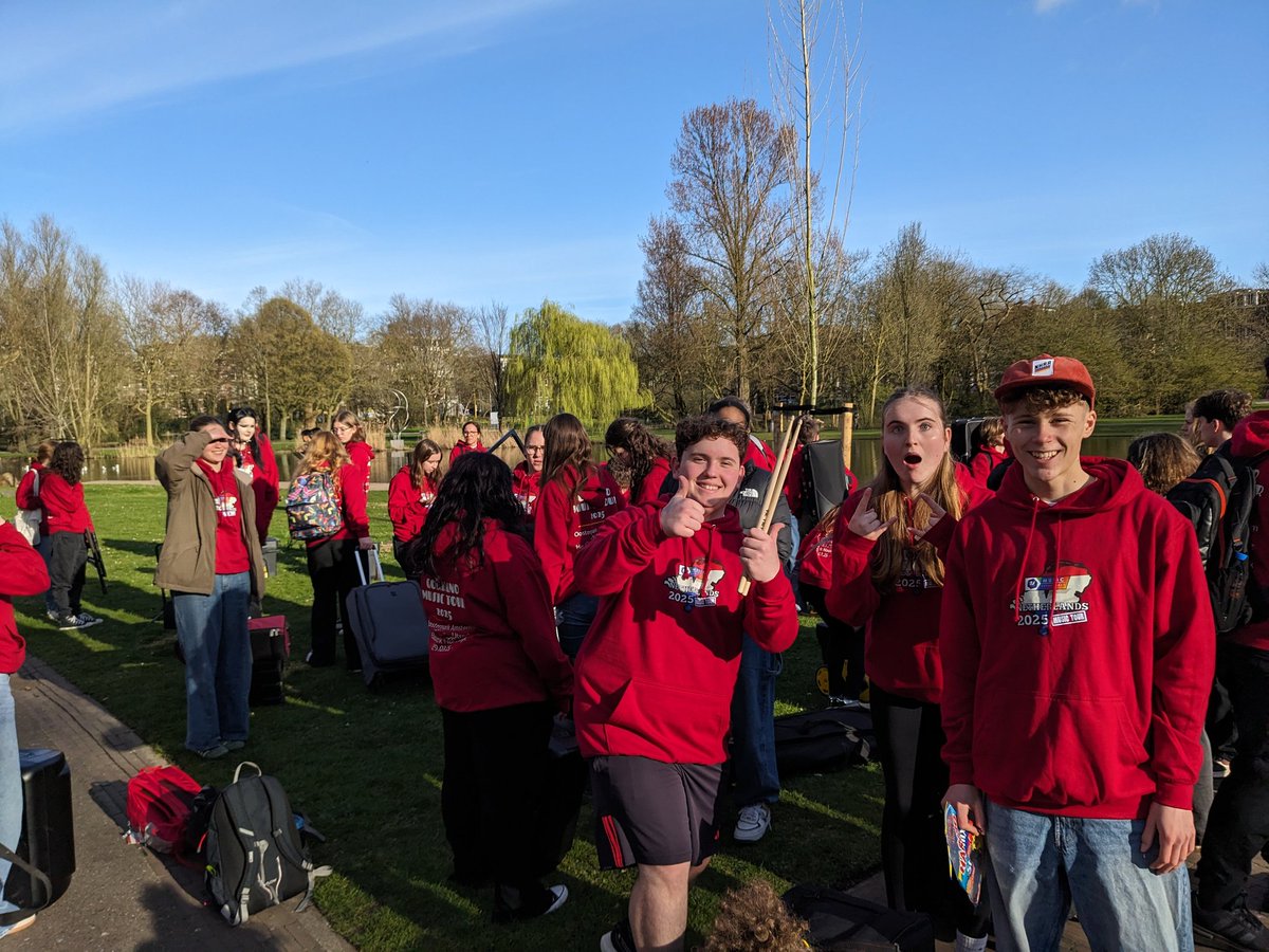 Beautiful setting. And the sun even came out (a bit!) 😎