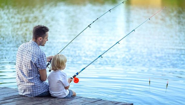 Our students are immersed in hands-on training to build real-world culinary skills, but also take theory courses like Gastronomy to examine critical issues facing our food systems.

Read "Make Lakes Great Again" by Jenny Duong (Class of 2025) on the blog:  bit.ly/43sCi74