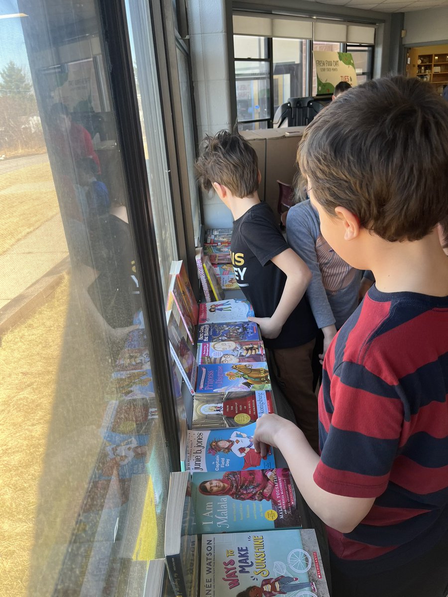InvernessECA's tweet image. Our elementary students had an absolute blast playing Book Bingo today! This fun activity not only got them excited about books but also helped build their number sense in a hands-on way.
#SRCEMarchIsMathMonth