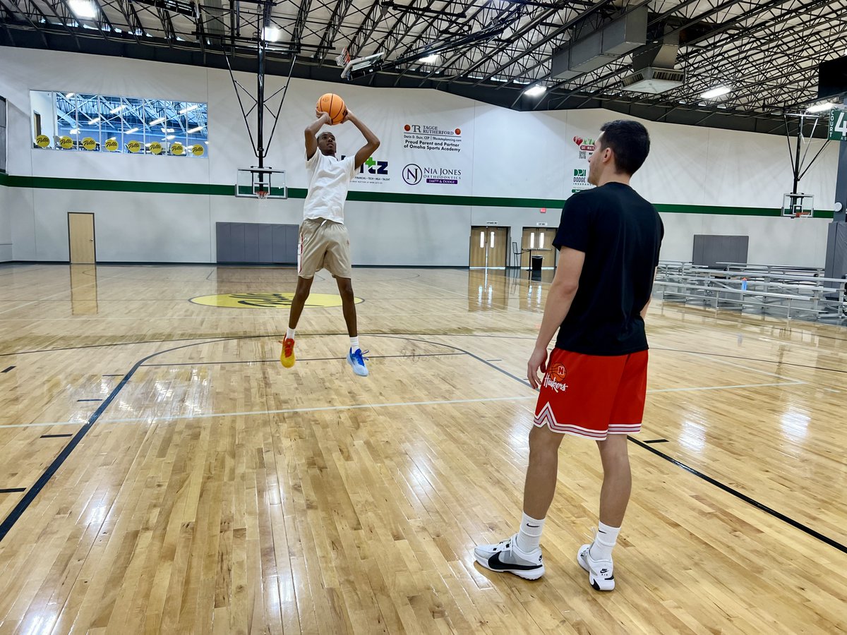 gvbacademy's tweet image. #LabWork 🧪🥼🏀

@Nick_Diztefano x @abdibashirjr