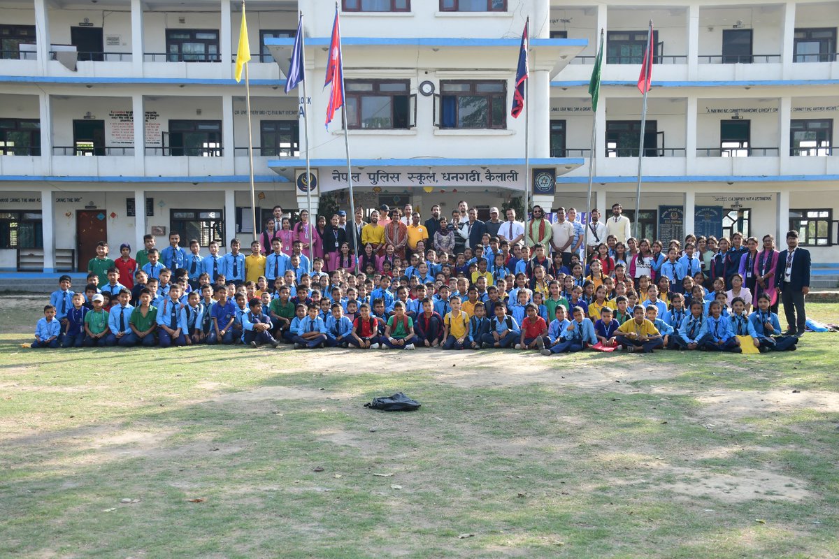 IndiaInNepal's tweet image. 1/2 Students from Nepal Police School in Dhangadhi, built with the support of the Government of India under #HICDP, participated in a Mayurbhanj Chhau Dance Workshop today. The workshop was conducted by a visiting dance troupe led by Mr. Kuleswar Thakur from India, with support