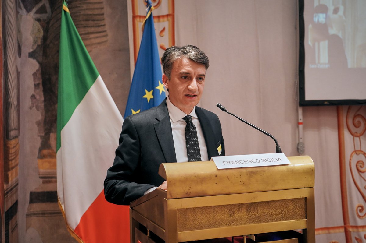 ♻️Ieri a Bruxelles, nel corso dell’Assemblea Generale di #ERPA, ramo carta di #EuRIC, il DG di UNIRIMA, Ing. Francesco Sicilia, è stato nominato componente dell’Executive Committee.

👉🏻unirima.it/2025/03/26/uni…

#unirima #europa #economiacircolare #eow