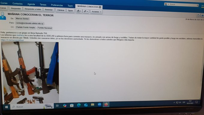 aflojenle a las peliculas chicos yo se q bedelias saca lo peor de uno pero no todos pueden ser vengadores alguno tiene q ir al psicologo