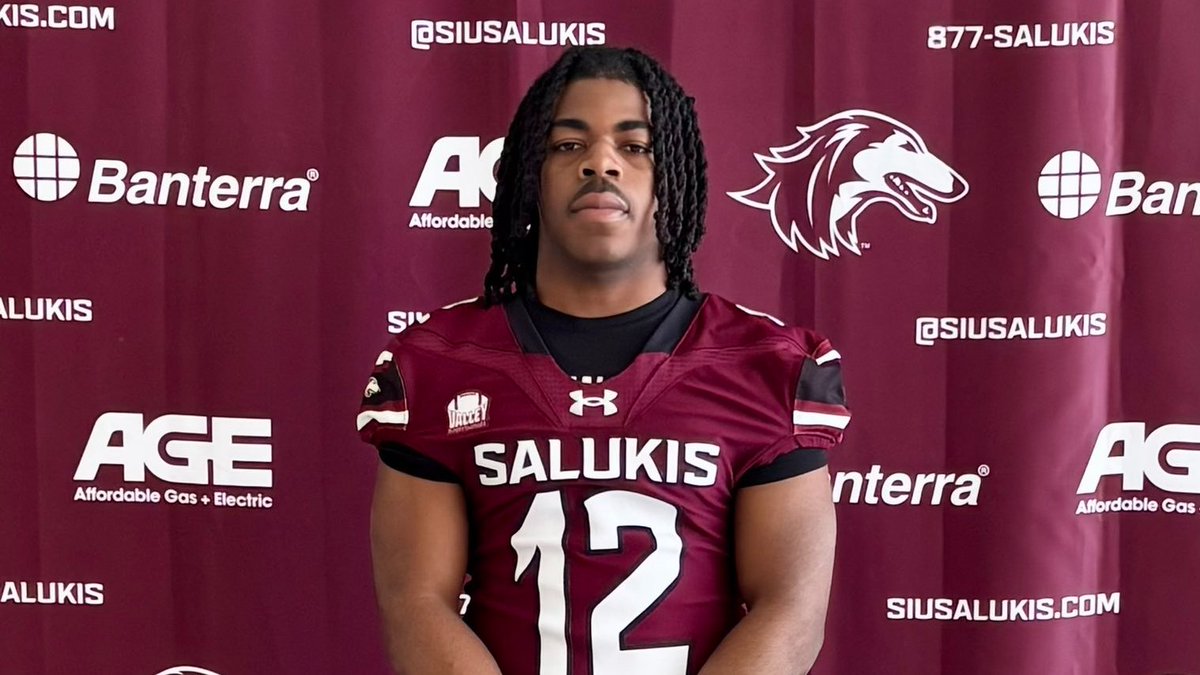 Six Star Football | PLUS+ (@sixstarfootball) on Twitter photo Signal Callers on the Rise: Illinois' 2026 Quarterback Talents
⭐️Fenwick standout Jamen Williams takes SIU spring visit, heating up as a prospect in IL '26🔥
STORY:▶️🔗sixstarfootball.com/article/signal…
<a href="/jamen_williams/">Jamen Williams Jr.</a> <a href="/KellerStocks/">Keller Stocks</a> <a href="/Leoslepski_2026/">Leo Slepski</a> <a href="/jt_padron12/">Jesse Padron</a> <a href="/Oakman_12/">Dalton Oakman</a> Signal Callers on the Rise: Illinois' 2026 Quarterback Talents
⭐️Fenwick standout Jamen Williams takes SIU spring visit, heating up as a prospect in IL '26🔥
STORY:▶️🔗sixstarfootball.com/article/signal…
<a href="/jamen_williams/">Jamen Williams Jr.</a> <a href="/KellerStocks/">Keller Stocks</a> <a href="/Leoslepski_2026/">Leo Slepski</a> <a href="/jt_padron12/">Jesse Padron</a> <a href="/Oakman_12/">Dalton Oakman</a>
