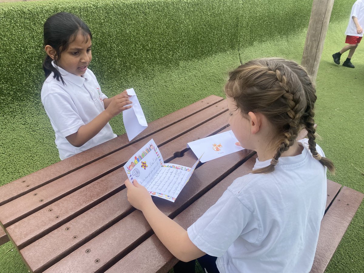 Cheam Common Junior (@ccjacademy) on Twitter photo Our Year 3 PenPal intervention has continued to be a HUGE success πβ€οΈ Our second group of writers have once again loved hearing back from our partner schools βπΌπ <a href="/LEOacademies/">LEO Academy Trust</a> <a href="/ACSPartnerships/">ACSPartnerships</a> Our Year 3 PenPal intervention has continued to be a HUGE success πβ€οΈ Our second group of writers have once again loved hearing back from our partner schools βπΌπ <a href="/LEOacademies/">LEO Academy Trust</a> <a href="/ACSPartnerships/">ACSPartnerships</a>