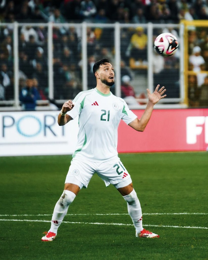 all eyes on the top spot! 🇩🇿🔝 <a href="/LesVerts/">Équipe d'Algérie de football</a>