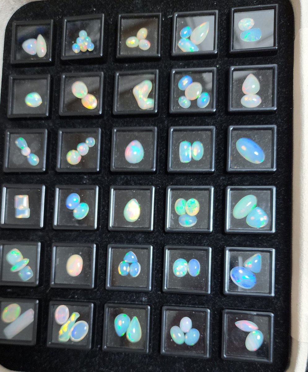 돈이 매우 없어 보석 팔아요 롭봅 tweet media