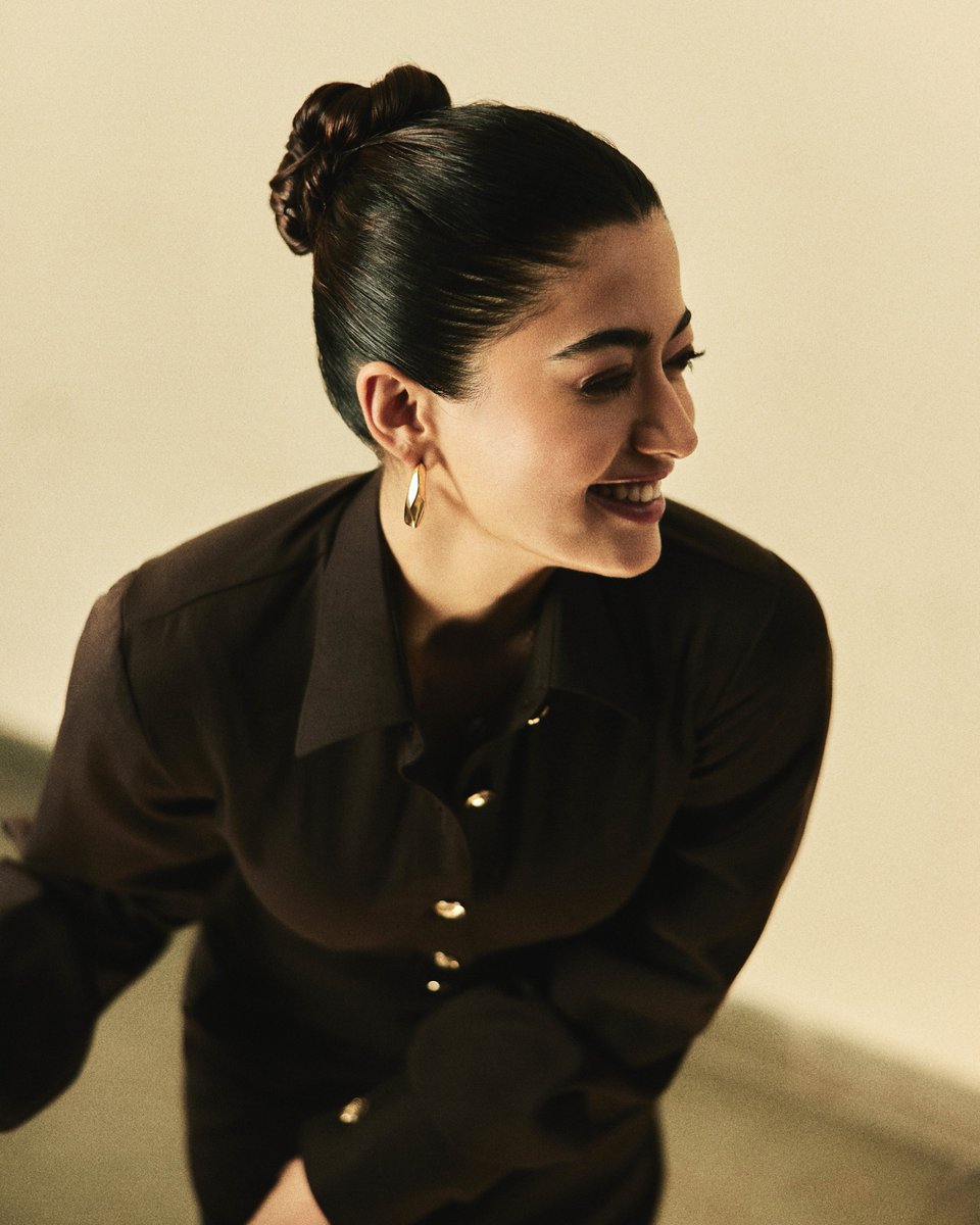 iamRashmika's tweet photo. Umm.. you could say …. 
This is the real me! 🐒❤ https://t.co/U6yVv1xKFQ