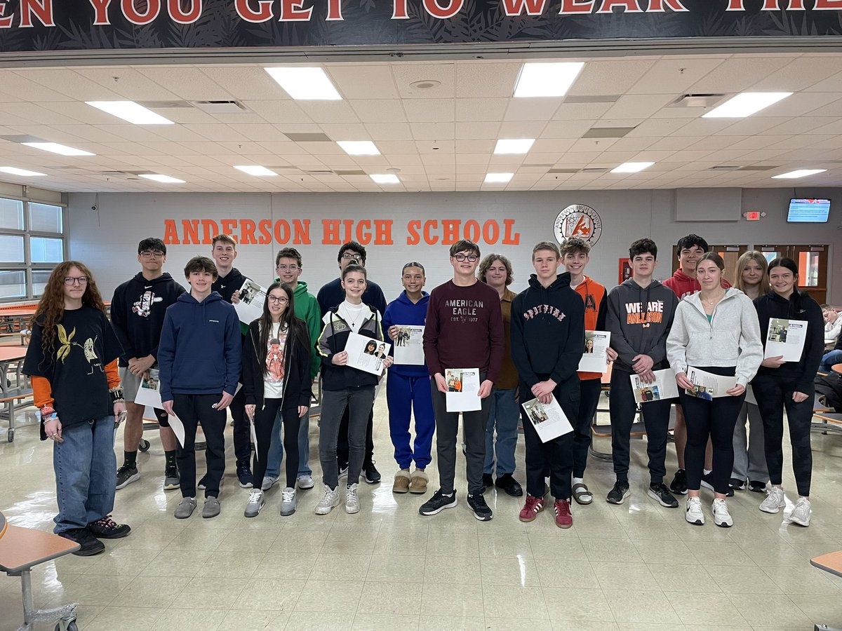 AndersonRaptors's tweet photo. CONGRATULATIONS to our AMAZING Q3 Rep the A students of the quarter!! We celebrated 84 Raptors this morning for living out the school motto of Be Real. Be Kind. Be Better. #AHSisFAMILY @FHSchools https://t.co/N036sgHcm1