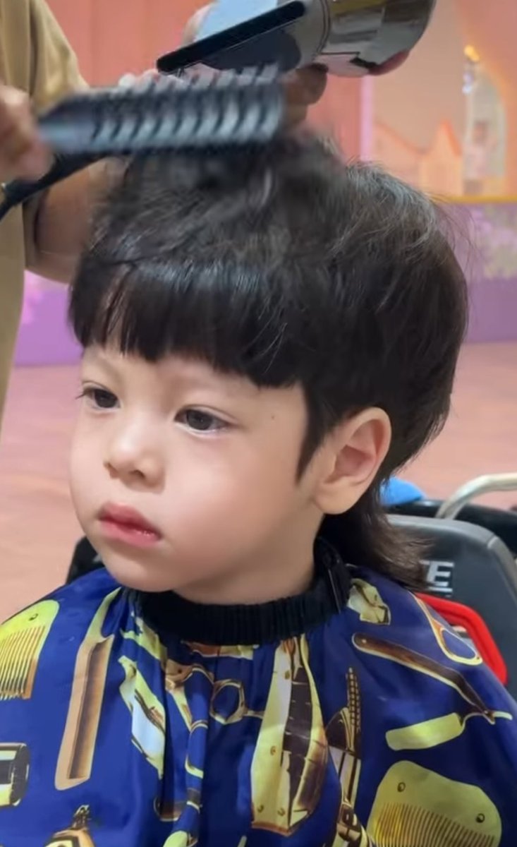 เธอก็ให้โอกาสเราตัดผมก่อน