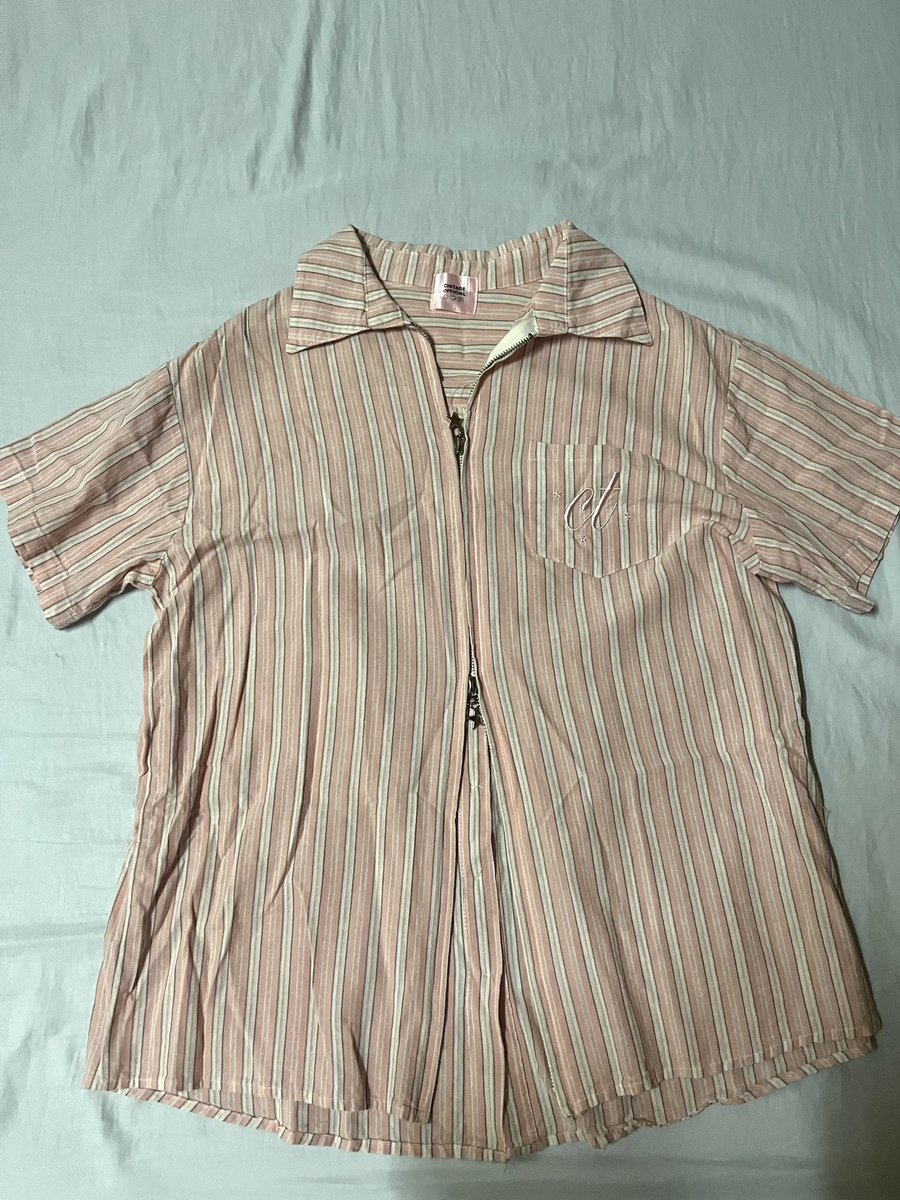 lovesummer_00's tweet photo. ส่งต่อ เสื้อ cintage ตัวละ 200 รวมส่ง เคยใส่ 1 ครั้งค่า 

#ส่งต่อเสื้อผ้า #ส่งต่อเสื้อผ้ามือ2 #เสื้อผ้ามือสอง #ส่งต่อเสื้อผ้ามือสองราคาถูก #ส่งต่อคสอ #ส่งต่อกระเป๋า #โล๊ะตู้ https://t.co/ZLHiKox8ZX