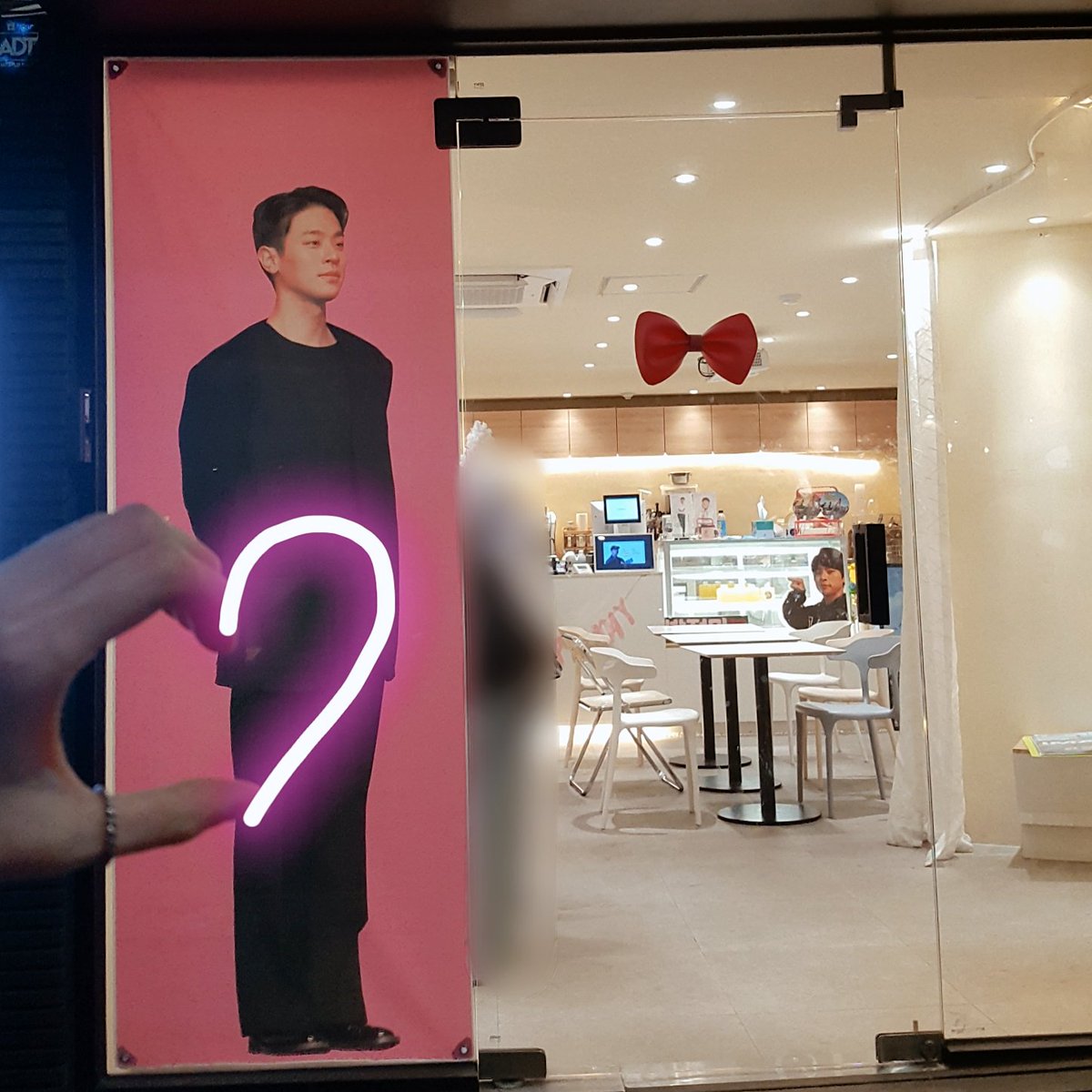LeeKiHongILOVE's tweet photo. 3일간 갔다왔더니
아니 이 엄청난 거 어뜨카죠⁉️
그렇게 묵혀둔 전프레를 뜯었습니다✌🏻
ㅠㅠㅠ 근데 뜯고보니 더더욱 수고하신게 느껴져서ㅠㅜ... 3일간 정말 감사드리고 고생 많으셨다는 말씀을 전해드리고 싶습니다...😭😭
@hbd_jeongmin
#정민에게_보내는_봄날의_러브레터
#DEAR_MY_SPRING https://t.co/Gn6eW5ttik
