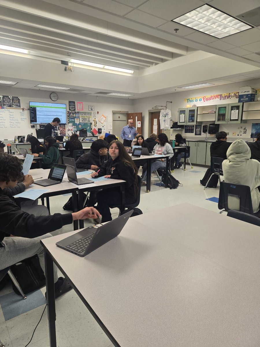 GHMS_Science8's tweet image. It&apos;s High School registration day for our 8th Grade @GHMS_Grizzlies !! Let the countdown begin!
#Excitement #OurGravelly