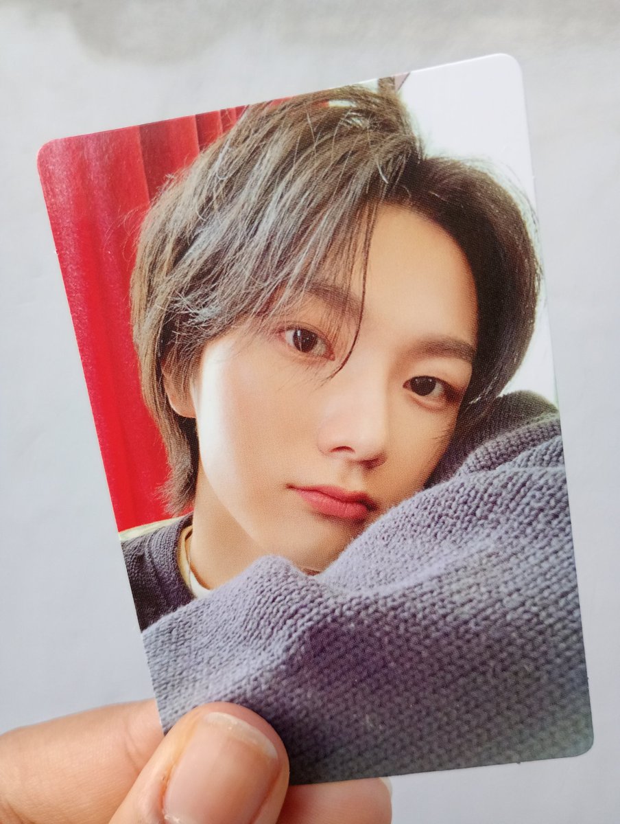 taesandalia's tweet image. feedback positivo para @tinycookies_ que me vendeu esse sungho crunch fofinho ♥︎ veio tudo certinho e bem embalado .ᐟ