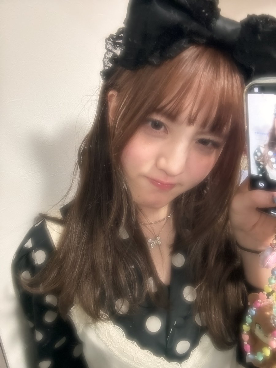 みてーーー！！！
デカリボンゲットした🎀🎀🎀

そして今日もお疲れ様ゆっくり休もう😴