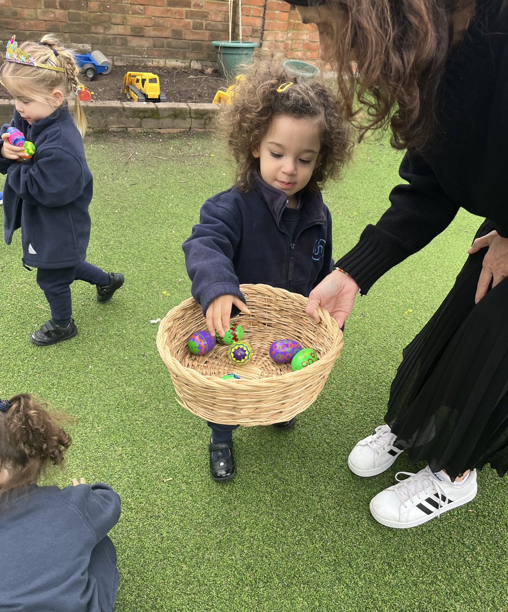 Happy Easter! 🐣 Love from Acorns ❤️