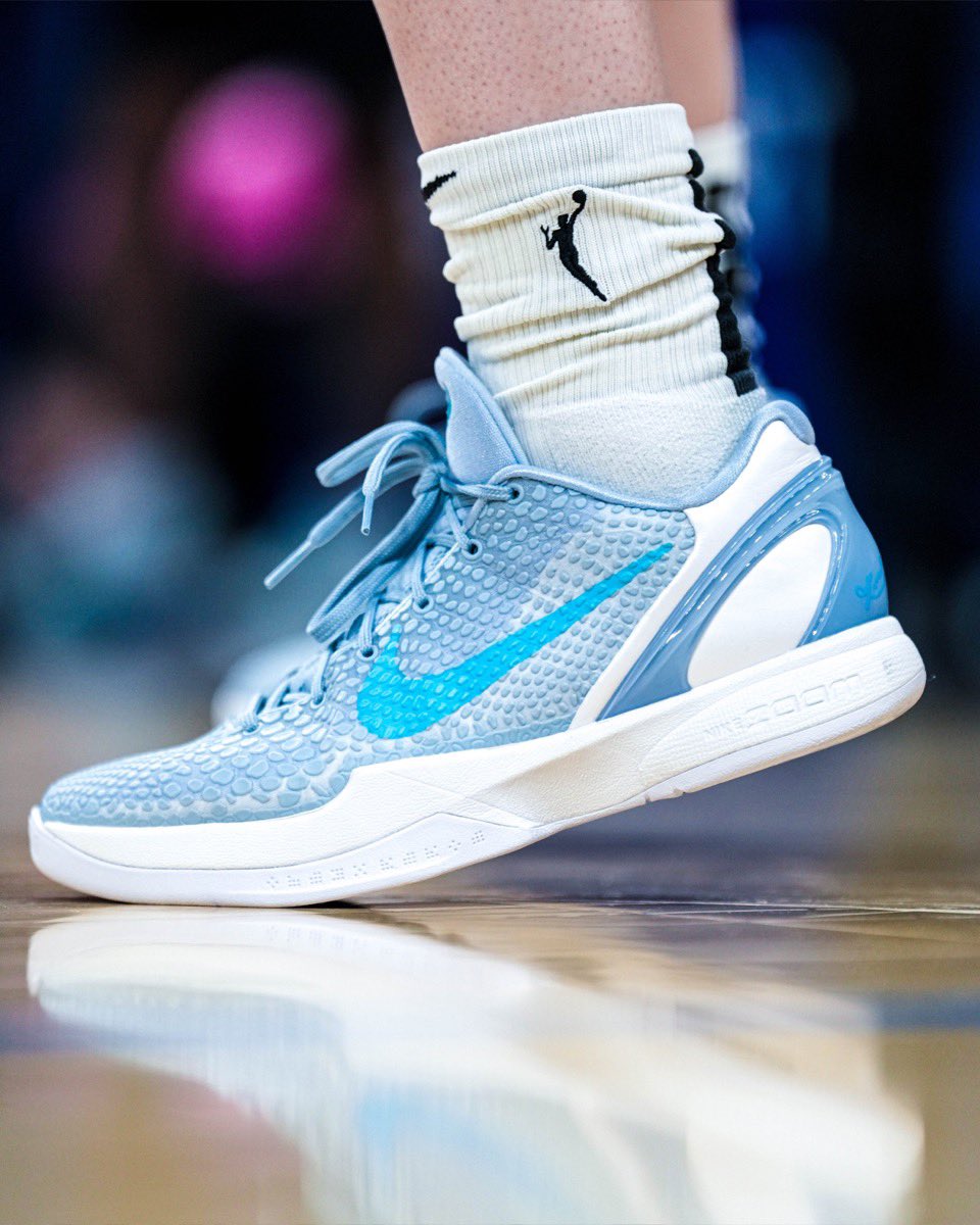 Caitlin Clark x Nike Kobe 6 Protroが発売予定 ［IO3672-400