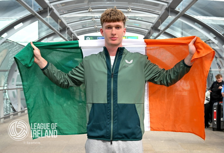 Cillian Tollett arrives back in Ireland after helping the squad qualify for the 2025 FIFA MU17 World Cup in Qatar ❤️🇮🇪

#ItsATribalThing | #GUFC2025 | 📸: <a href="/sportsfile/">sportsfile</a>