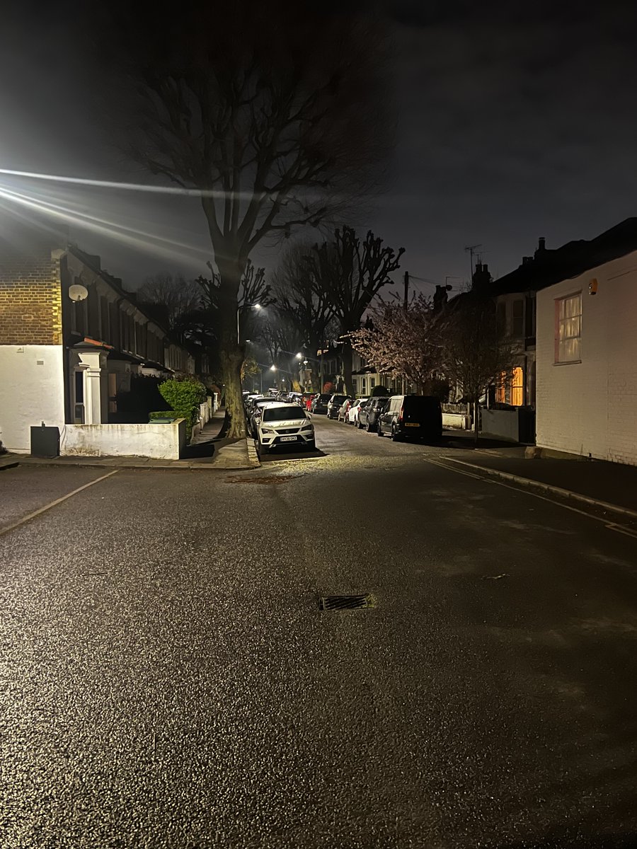 While most are asleep, officers from Southfield and Chiswick SNT have gone above and beyond, adjusting their shifts to carry out high-visibility patrols during the night.
Multiple stop accounts conducted. #ACTON #EALING