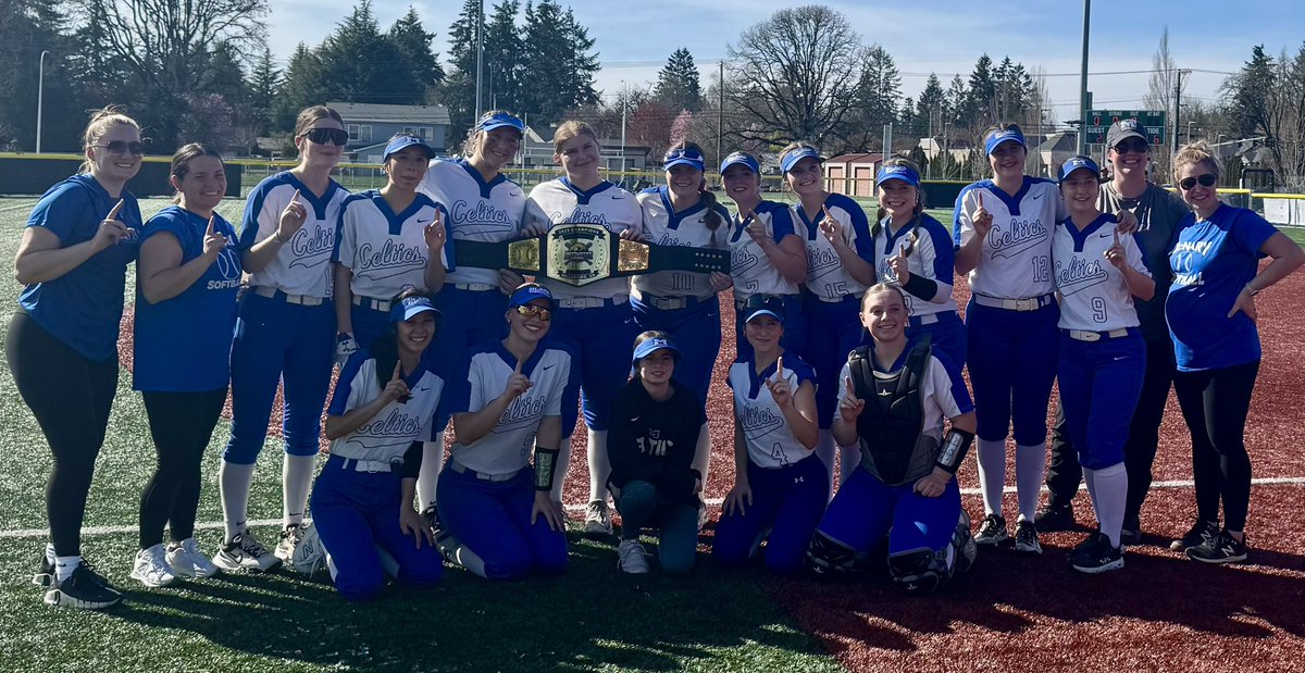 JosalynN2026's tweet photo. Had a great Spring Break Tourney with my HS team.  Took 1st place.  Ended with a .444 AVG with 2 Singles, 1 Double, 1 HR and 3 RBIs.  Here are some videos of my hits, my plays behind the dish and some clips of me receiving. @NCSACoachDaily @NCSA_Softball @coach_simm @DedeannPH1 @CoachLisle @CoachDomGarcia @lauraberg44 @alyboytz @WOUSoftball @UNC_BearsSB @BeaverSoftball @stef_ewing @MontanaGrizSB @NWBulletsSB