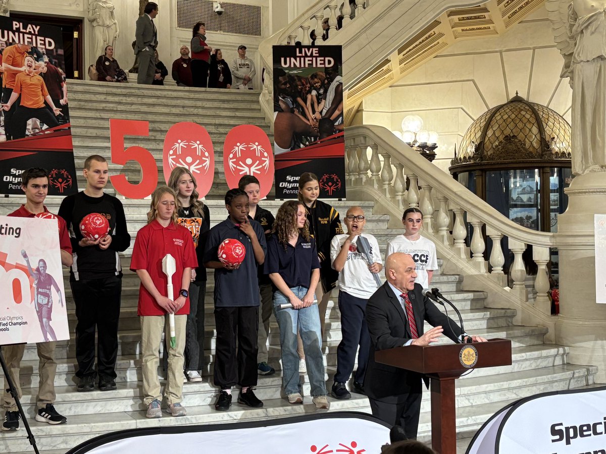PIAASports's tweet photo. Celebrating @SOPennsylvania on their milestone of reaching 5️⃣0️⃣0️⃣ schools and counting! 

PIAA is thrilled to be a partner for the last 9 years for Bocce and Track &amp; Field!

Come out to the Giant Center tomorrow morning, from 9-11 a.m., for the Bocce Championships!! https://t.co/9gSPwPV7rC