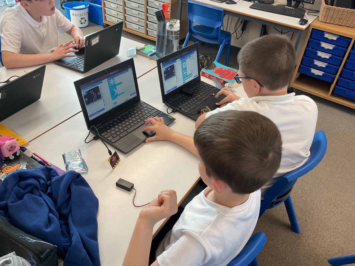 rhosstreet's tweet photo. Blwyddyn 6 have been coding the micro:bit to create a night light using the sensor component. We discussed how we could use the logic and input blocks in our codes. #RSSdcf https://t.co/GL9jT469UK