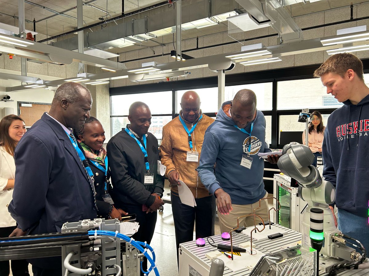 HumberIDI's tweet photo. Humber Polytechnic welcomes members three institutions in Kenya for a week-long visit (March 24-April 1) under the Kenya Blue Economy Skills Training (KBEST-05) Program. Excited for knowledge and best practices exchanges to come!

#humberpolytechnic #cicaninkenya https://t.co/Az8VFr1ixJ