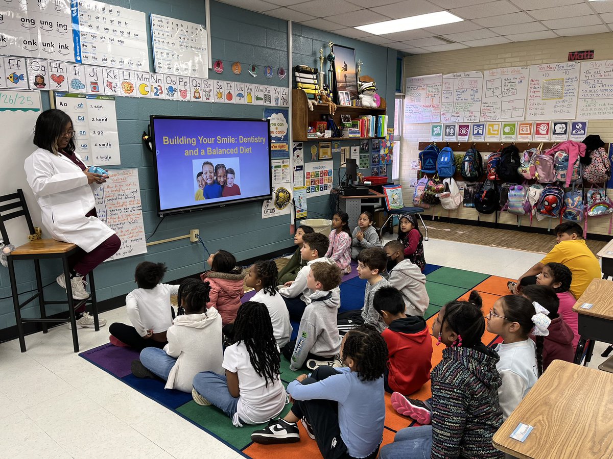 Today, we had the privilege of partnering with the ECU Dental School as their incredible students presented Lessons in a Lunchbox This program empowers kids with essential knowledge about dental care, oral health maintenance, &amp; healthy dietary choices. 
Thank you <a href="/EastCarolina/">ECU</a>