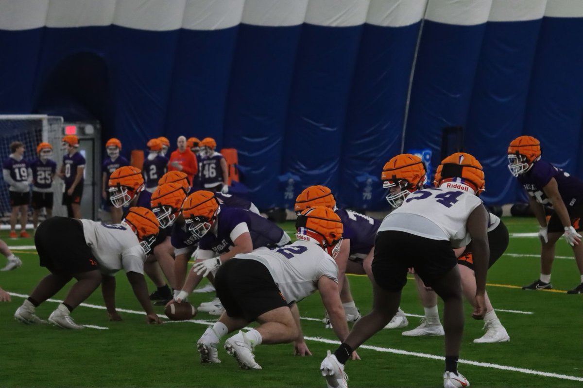 Spring Practice 8
#TheHobartWay #Team131