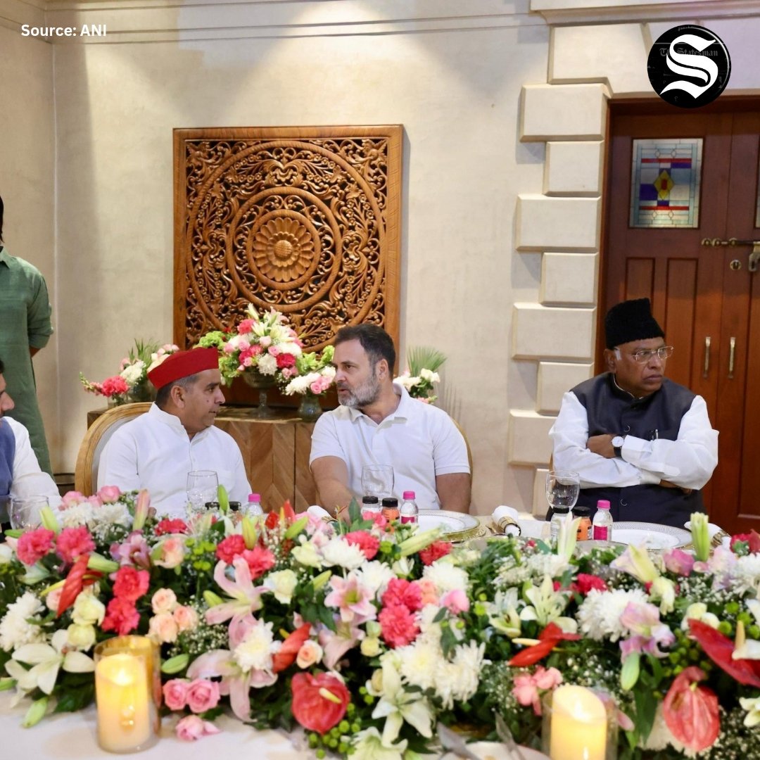 TheStatesmanLtd's tweet photo. Congress MP Imran Pratapgarhi hosted an Iftar party at his residence. Lok Sabha LoP Rahul Gandhi, party chief Mallkarjun Khargeand several other MPs from various parties attended the party.

@ShayarImran | #IftarParty #Congress #Ramadan2025 https://t.co/KOe7DuA57B